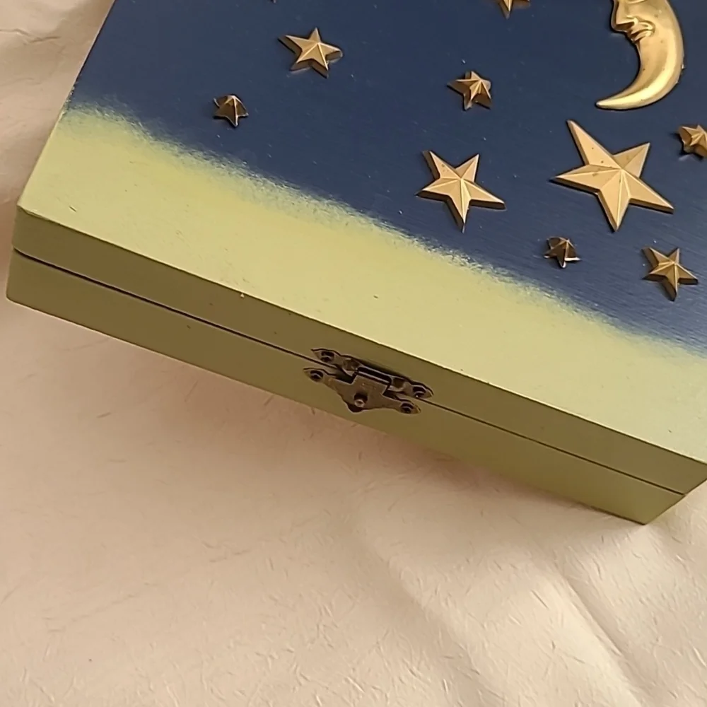 HANDCRAFTED & DECORATED MOON & STAR WOODEN BOX
